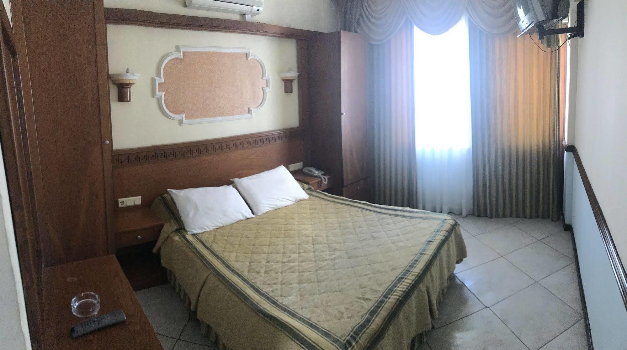 Seren Sari Hotel Marmaris Eksteriør billede